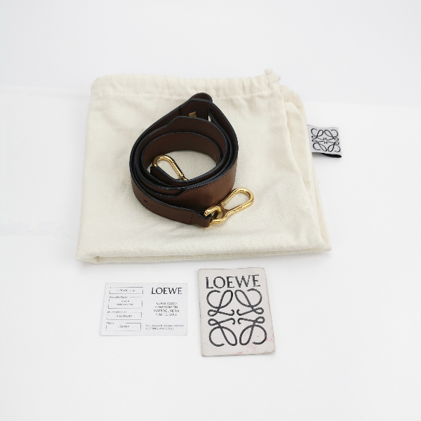 Sold Loewe Puzzle Medium Dark Brown Calfskin leather Bag