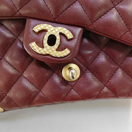 Chanel Rock The Corner Mini Flap Bag Burgundy Calfskin Leather Gold Hardware Corners 2017-18