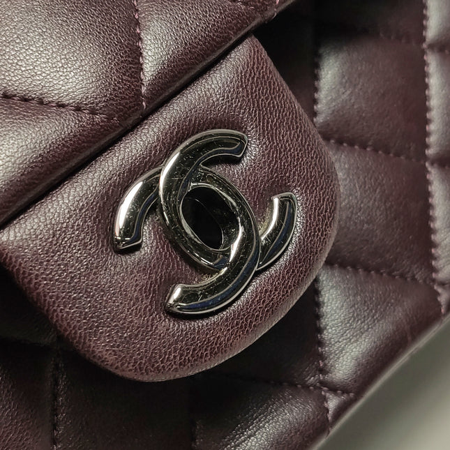 Chanel Timeless Classic Flap Medium Purple Lambskin Leather Silver Hardware 2011-2012