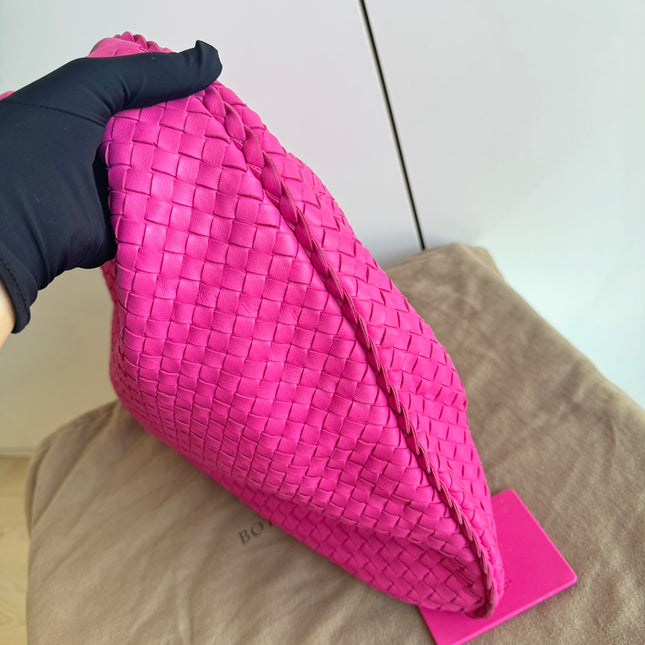 Sold Bottega Veneta Veneta Hobo Large Pink Intrecciato Leather Bag 51cm