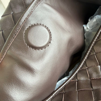 Bottega Veneta Hop Large Leather Fondant Chocolate Brown Hobo Bag