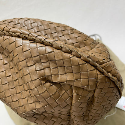 Sold Bottega Veneta Belly Hobo Intrecciato Lambskin Leather Camel Beige Large 50cm