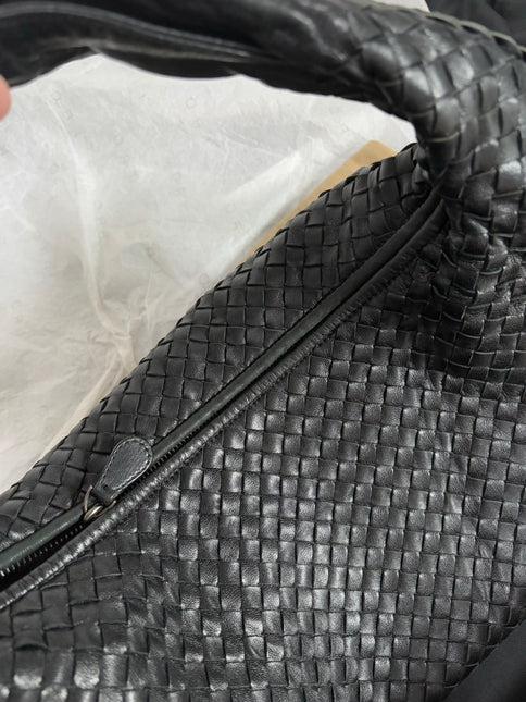 Bottega Veneta Veneta Intrecciato Hobo Bag Large Black Lambskin leather 48cm