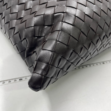 Bottega Veneta Hop Large Leather Fondant Chocolate Brown Hobo Bag