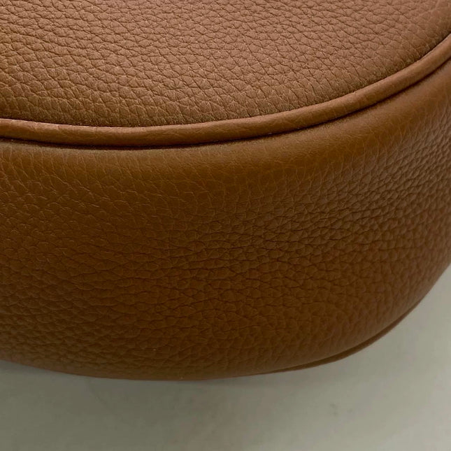 Sac porté épaule large Gucci Jackie 1961 camel avec bandoulière