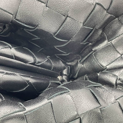 Bottega Veneta Pouch Large Intrecciato Black Calfskin Leather Clutch