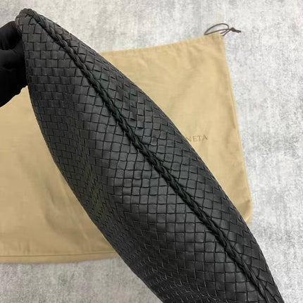 Bottega Veneta Veneta Hobo Maxi Black Leather 52-54cm