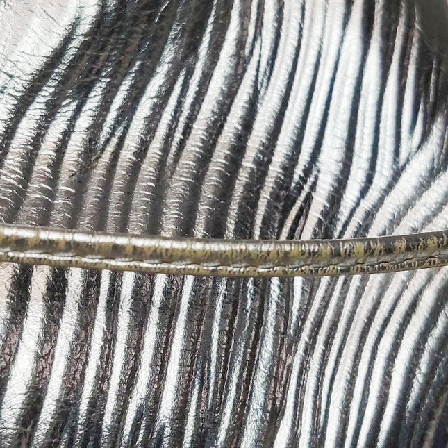 Bottega Veneta Pouch Mini Silver Leather Tree Trunk Pattern Crossbody Bag