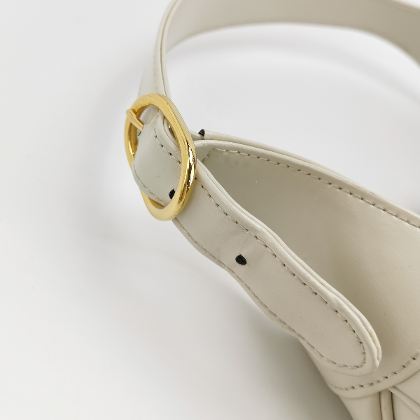 Sold Gucci Jackie 1961 Small Leather Bag with Adjustable Strap Size White