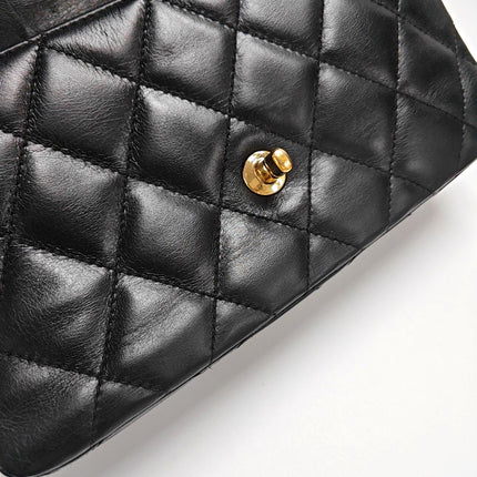 Chanel Classic Flap Medium Happy Stitch Cuir de veau vieilli noir Finitions dorées, 2015-2016