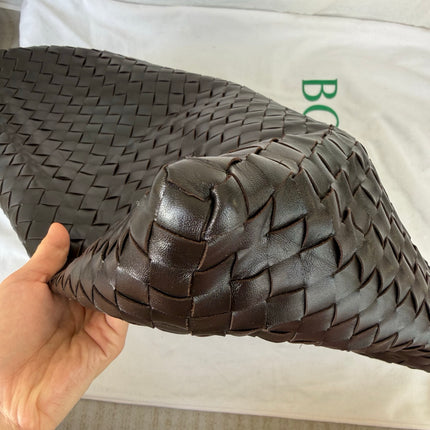 Bottega Veneta Hop Large Leather Fondant Chocolate Brown Hobo Bag