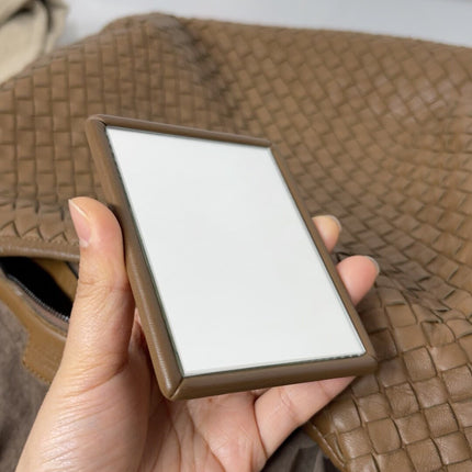 Bottega Veneta Belly Hobo Milk Chocolate Brown Maxi 50cm Intrecciato Leather