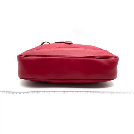 Sac Jackie Soft moyen en cuir rouge bordeaux avec fermoir piston doré Gucci