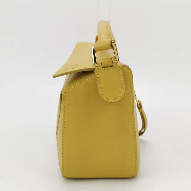 Loewe x Howl's Moving Castle Studio Ghibli Puzzle Small Yellow Dog