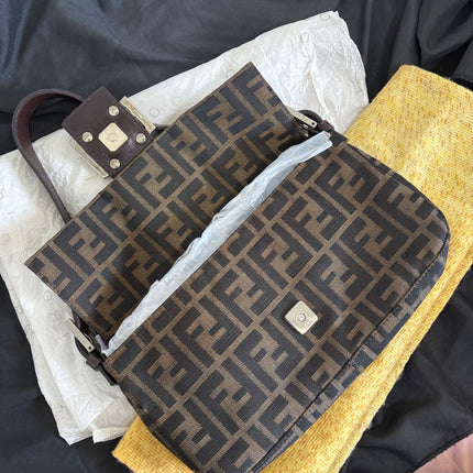 Fendi Baguette Classic Zucca Print Fendi Monogram