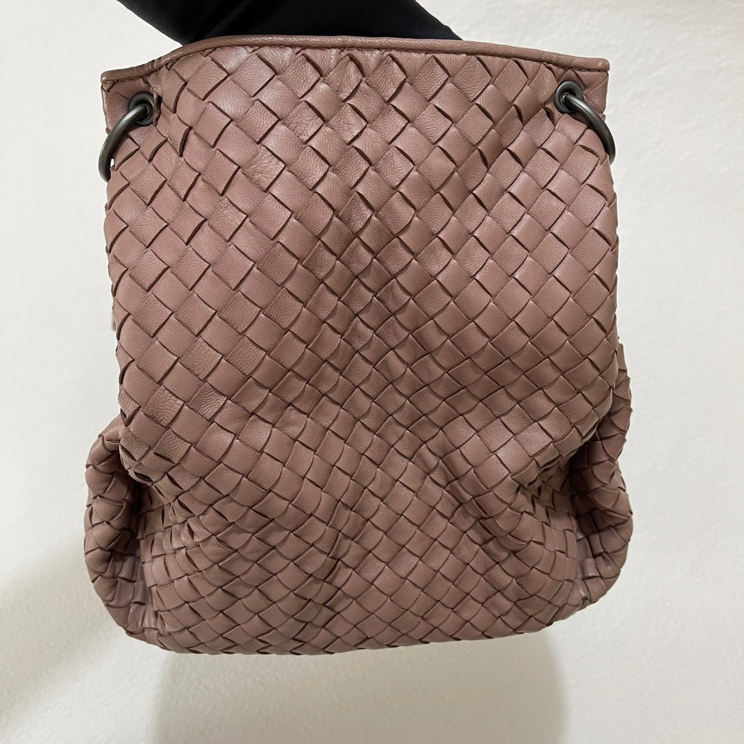 Bottega Veneta Parachute Shoulder Bag Intrecciato Dusty Nude Pink 33cm