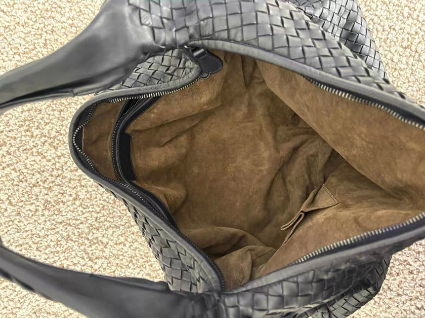 Bottega Veneta Veneta Hobo Maxi Black Leather 52-54cm