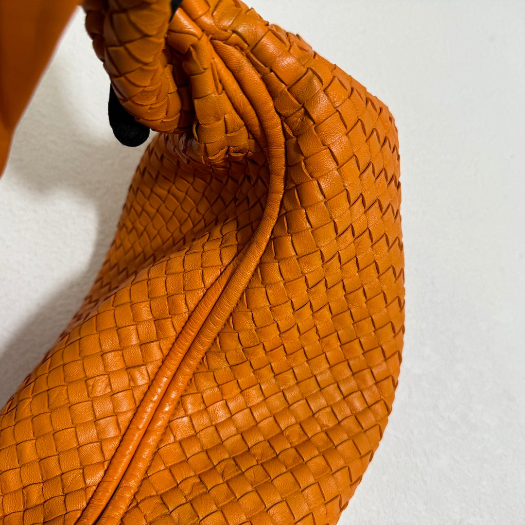 Bottega Veneta Veneta Hobo Medium Orange Intrecciato Leather Bag 47cm