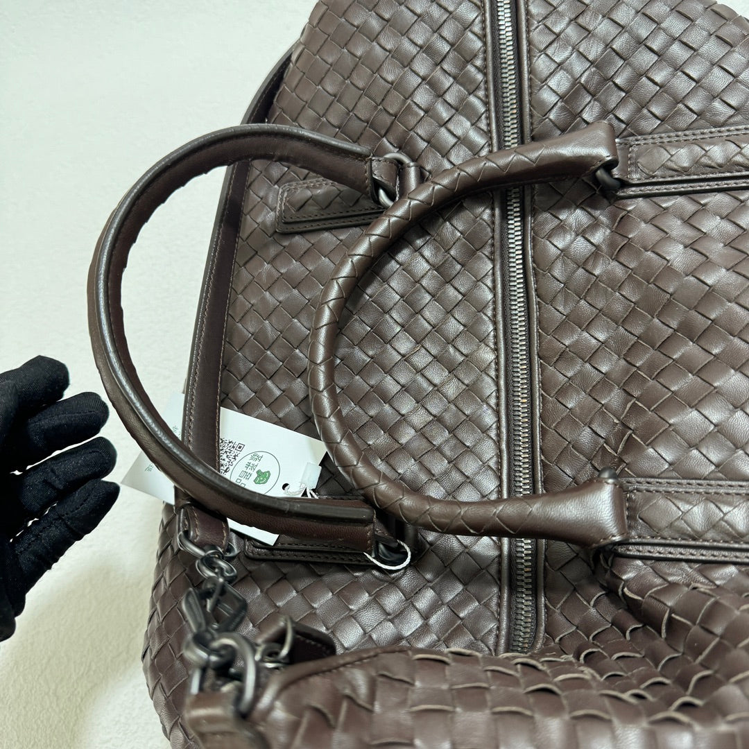 Sold Bottega Veneta Maxi Convertible Tote Bag Hobo Milk Chocolate Brown Leather Two-way Carry 50cm