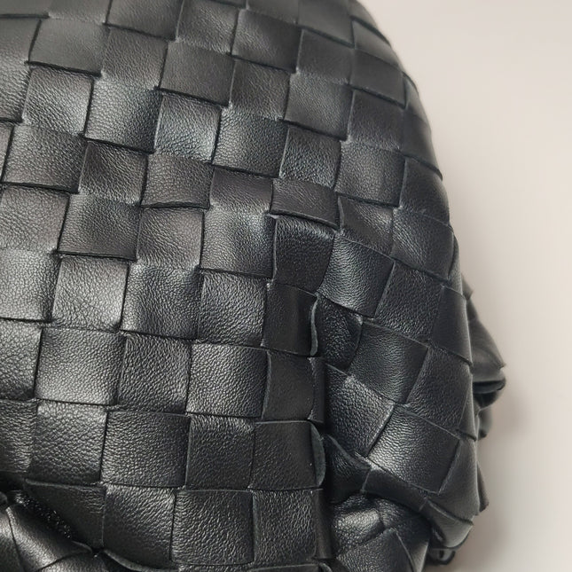 Bottega Veneta Pouch Large Intrecciato Black Calfskin Leather Clutch