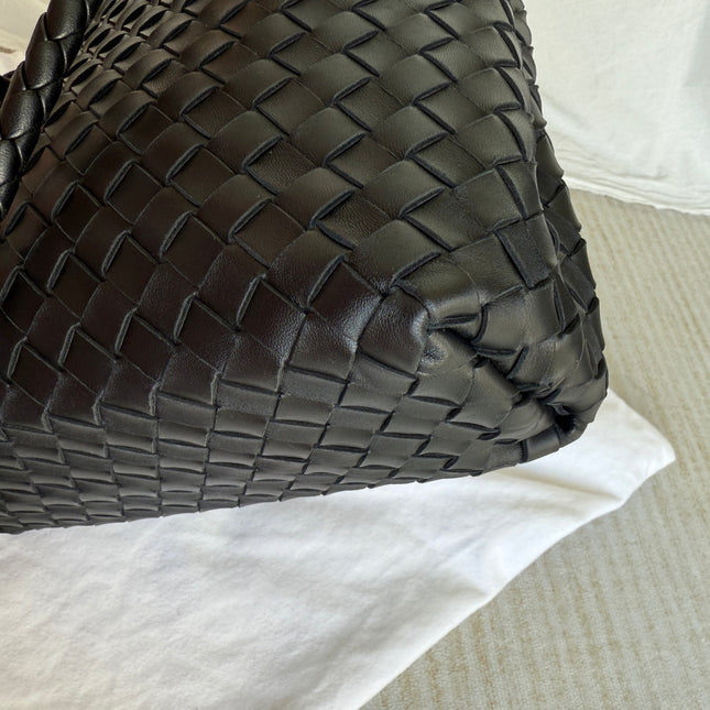 Bottega Veneta Andiamo Medium Black Intrecciato Leather Handbag