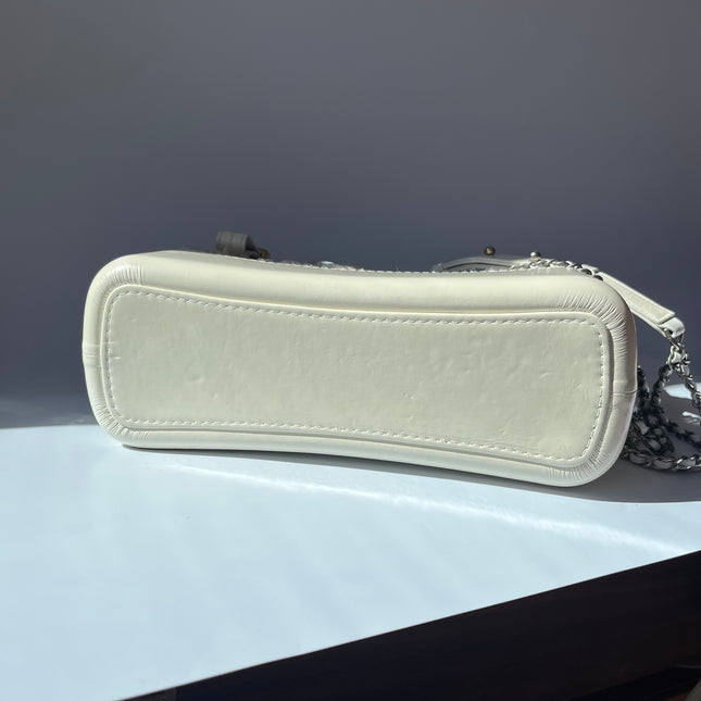 Chanel Gabrielle Hobo Medium White Tweed with PVC, 2018-2019