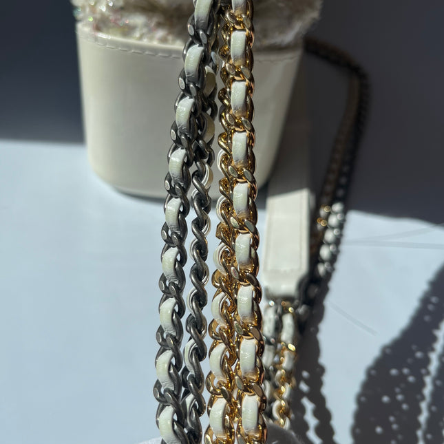 Chanel Gabrielle Hobo Medium White Tweed with PVC, 2018-2019