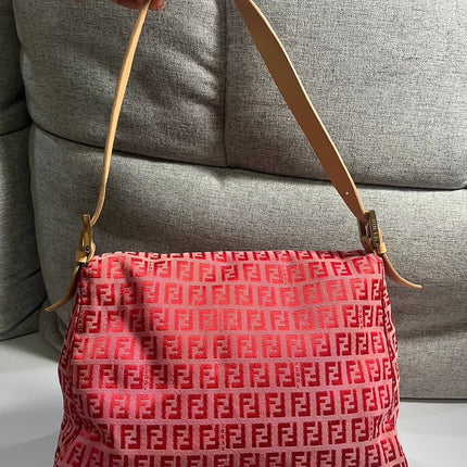 Sold Fendi Mamma Baguette Pink Zucchino print