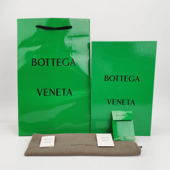 Bottega Veneta Pouch Large Intrecciato Black Calfskin Leather Clutch
