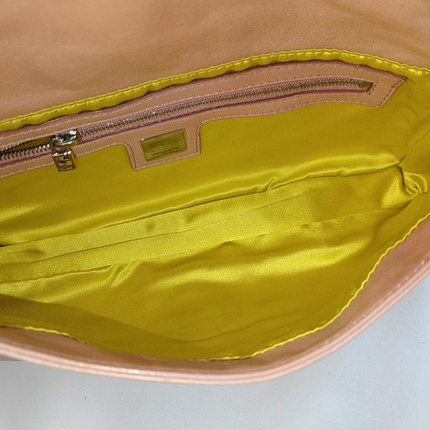 FENDI Baguette Vintage Pink Lambskin Leather Shoulder Bag Silver Hardware