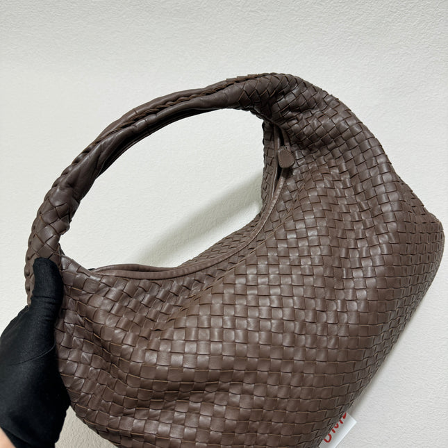 Sold Bottega Veneta Hobo Bag Large Milk Chocolate Brown Lambskin leather 47cm