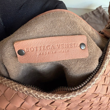 Bottega Veneta Hobo Bag Leather Beige Small 40cm Butterfly Cutout