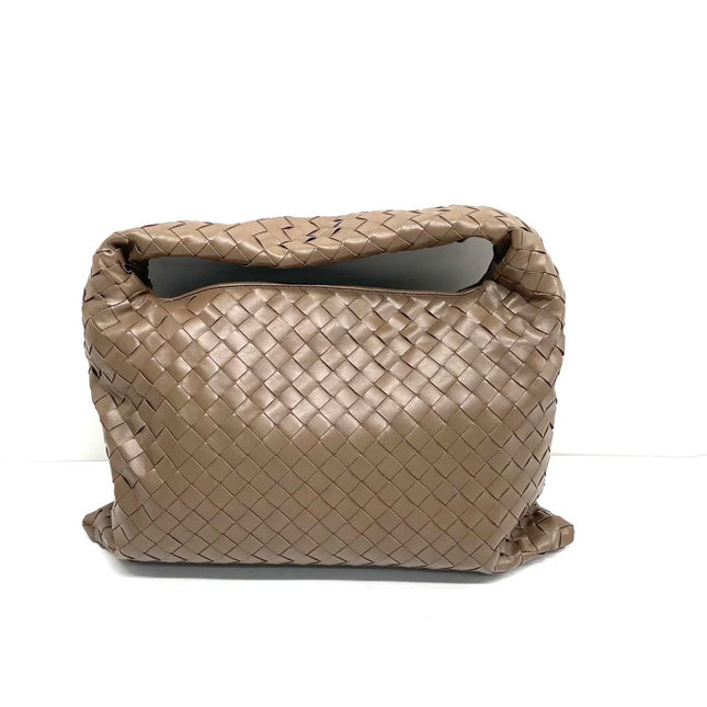 Bottega Veneta Hop Hobo Medium Leather Nutty Brown