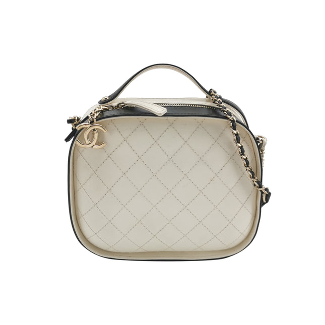 Chanel White and Black Small Crumpled Calfskin Vanity Case Crossbody Bag