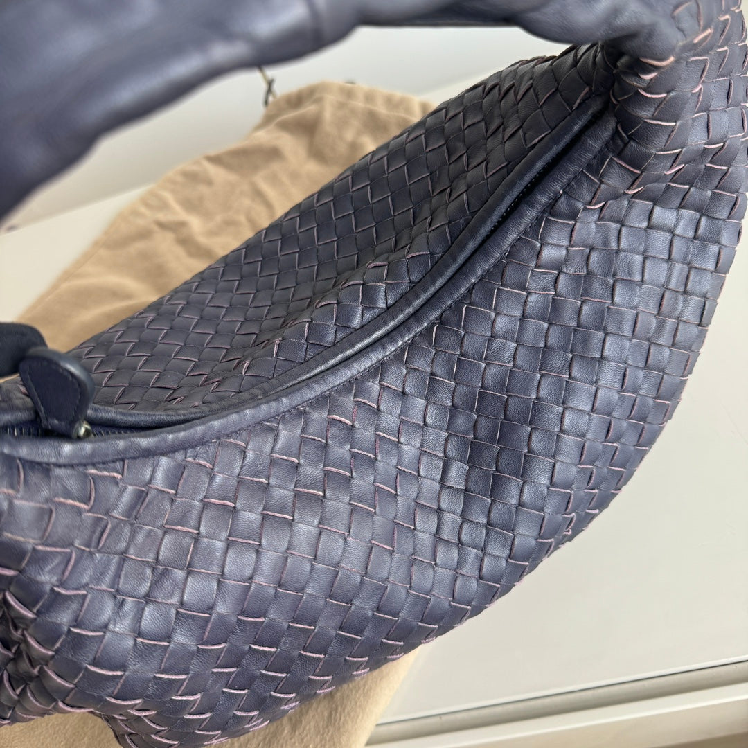 Bottega Veneta Belly Hobo Intrecciato Lambskin Leather Navy 5077 Medium 40cm