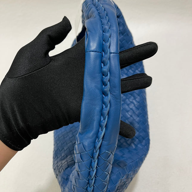 Sold Bottega Veneta Veneta Hobo Medium Blue Intrecciato Leather Bag 47cm