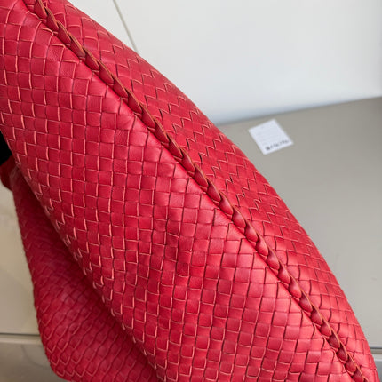 Bottega Veneta Veneta Hobo Maxi Dark Red Leather 51cm