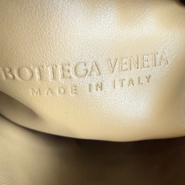 Bottega Veneta Hop Hobo Medium Leather Nutty Brown