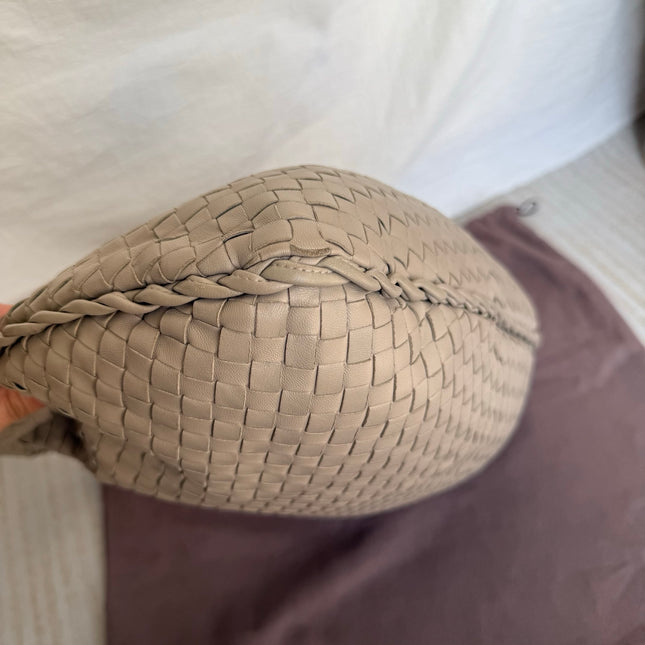 Bottega Veneta Veneta Hobo Grey Intreciatto Leather Bag Medium