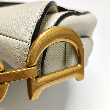 Dior Saddle Medium 2021 White Grained Leather Handbag