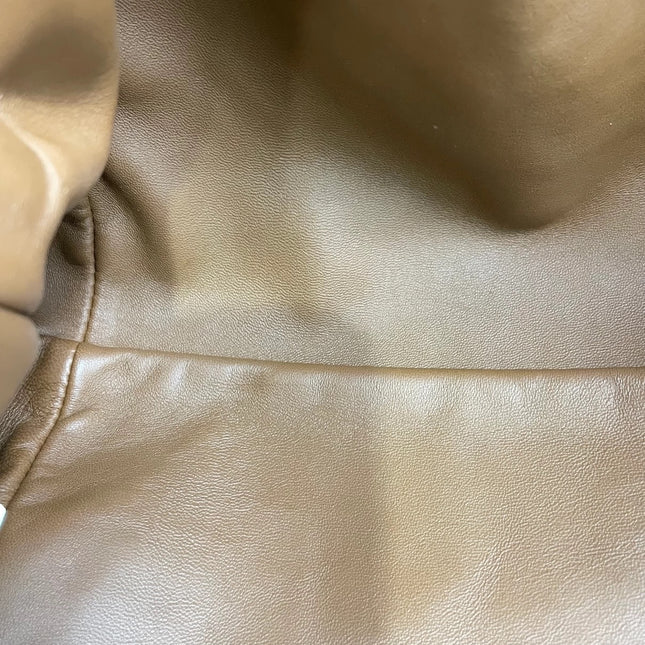 Bottega Veneta Pouch Large Intrecciato Milk Chocolate Brown Calfskin Leather