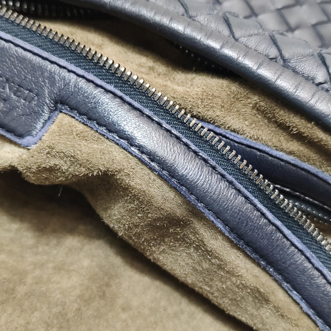 Bottega Veneta Veneta Hobo Midnight Navy Leather Bag Maxi 50cm