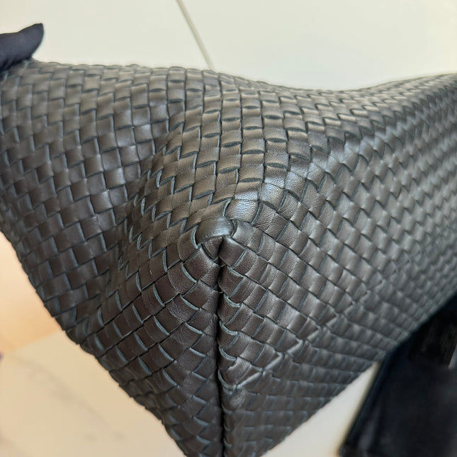 Sold Bottega Veneta Cabat Large Intreccio Leather Tote Bag Black 40cm