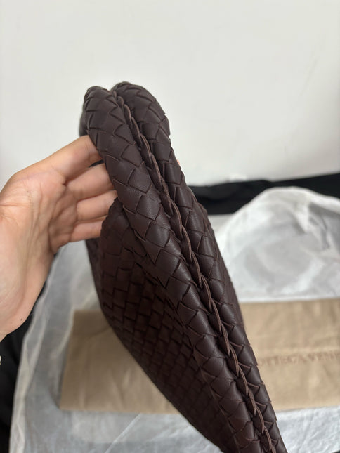 Bottega Veneta Intrecciato Hobo Bag Medium Brown Lambskin leather 40cm