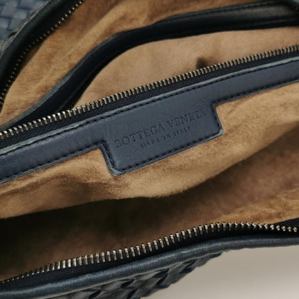 Bottega Veneta Veneta Hobo Maxi Navy Intrecciato Leather 51cm
