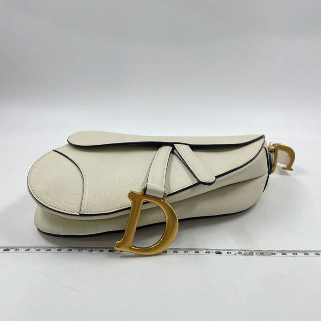 Dior Saddle Medium 2019 White Grained Leather Handbag