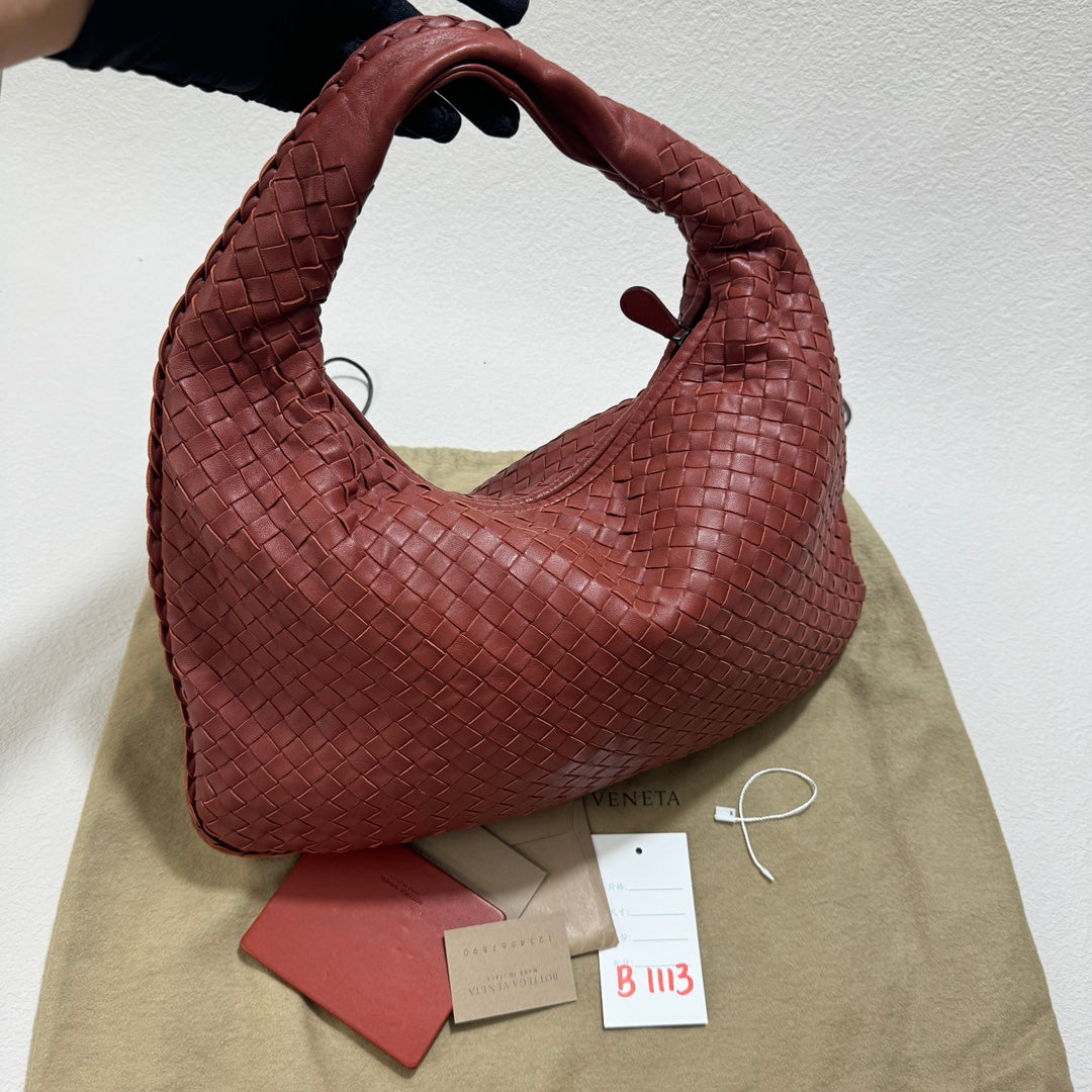 Bottega Veneta Veneta Hobo Small Burgundy 40cm Lambskin Leather