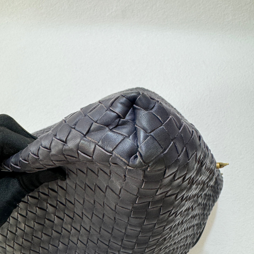 Sold Bottega Veneta Maxi Convertible Tote Bag Hobo Dark Navy Leather Two-way Carry 50cm