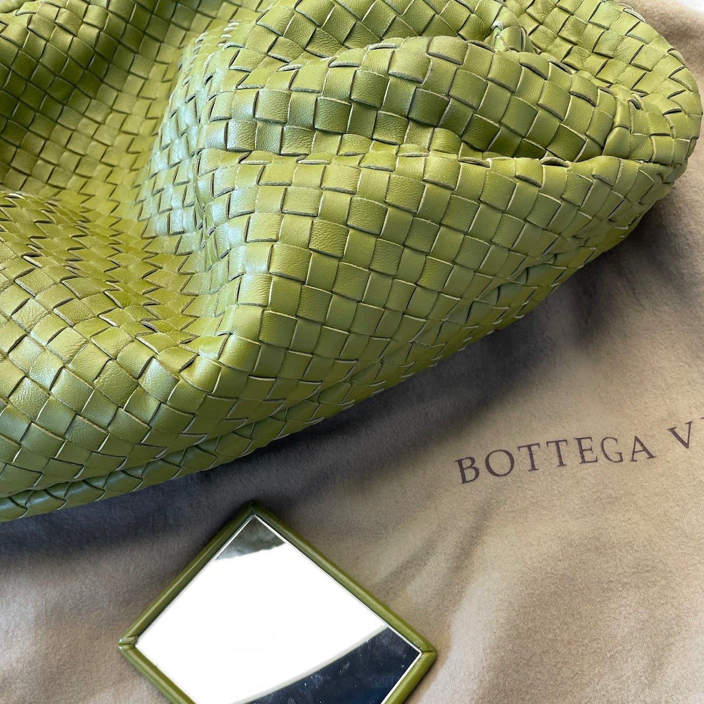 Bottega Veneta Belly Hobo Intrecciato Avocado Green Nappa Leather Large 50cm