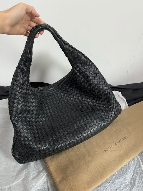Bottega Veneta Veneta Intrecciato Hobo Bag Large Black Lambskin leather 48cm